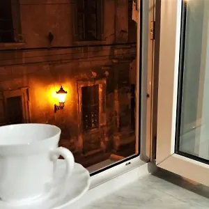https://apartment-in-the-heart-of-rynok-square.hotelslviv.net